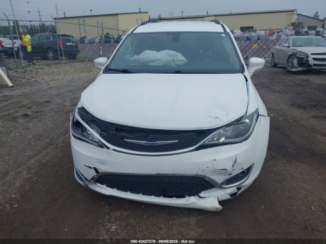 2C4RC1EG7JR292666 Chrysler Pacifica Touring L Plus