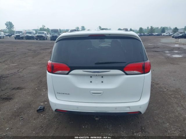2C4RC1EG7JR292666 Chrysler Pacifica Touring L Plus