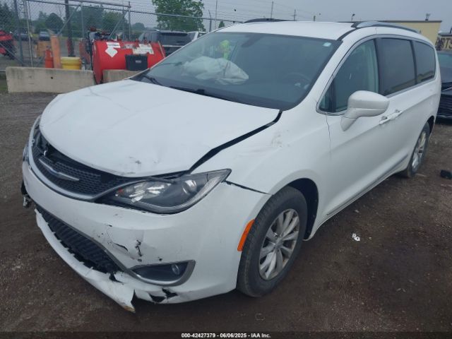 2018 CHRYSLER PACIFICA 2C4RC1EG7JR292666 Photo 1