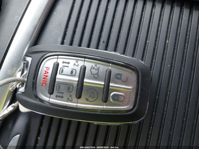 2C4RC1BG6RR124775 Chrysler Pacifica Touring L