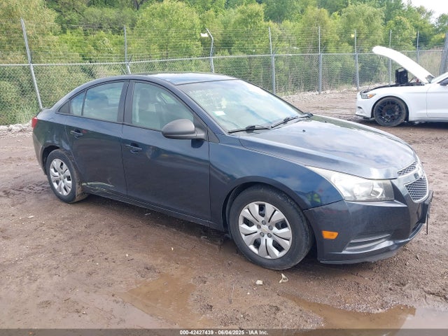 1G1PA5SG3E7286517 Chevrolet Cruze Ls Auto