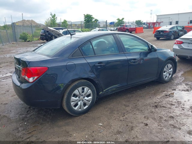 1G1PA5SG3E7286517 Chevrolet Cruze Ls Auto