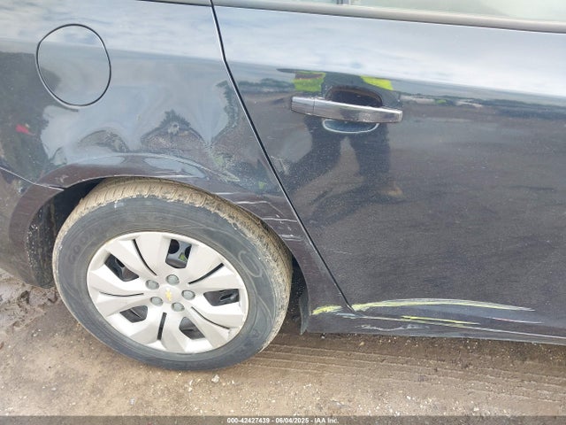 1G1PA5SG3E7286517 Chevrolet Cruze Ls Auto