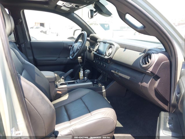 3TMDZ5BN4NM135564 Toyota 2gr-fks