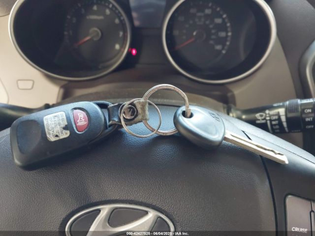 KM8JTCAFXFU102225 Hyundai TUCSON GLS