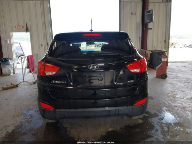 KM8JTCAFXFU102225 Hyundai TUCSON GLS