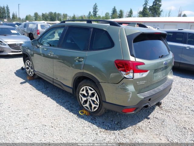 2021 SUBARU FORESTER JF2SKAFC5MH550118 Photo 2