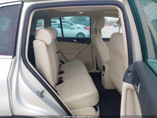 2011 VOLKSWAGEN TIGUAN WVGBV7AX7BW503311 Photo 7