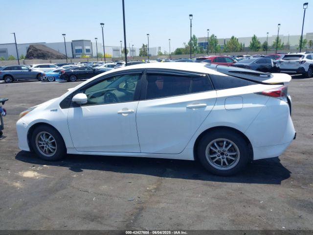 JTDKBRFU7G3518553 Toyota Prius Two
