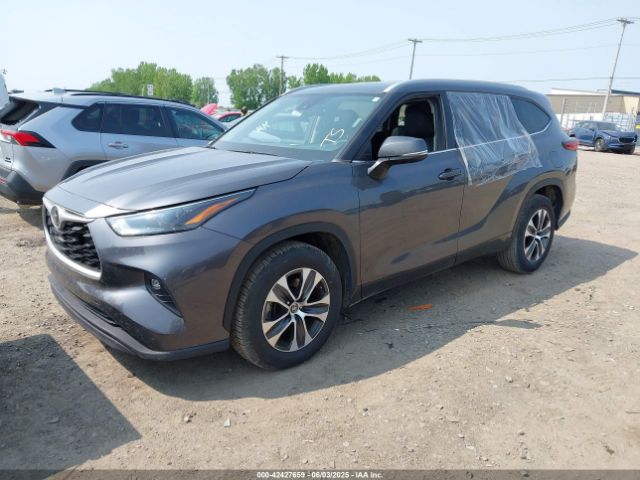 5TDGZRAH9NS554266 Toyota Highlander Xle