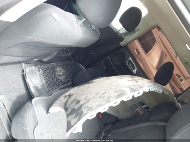 5N1AR2MN8FC695973 Nissan Pathfinder S