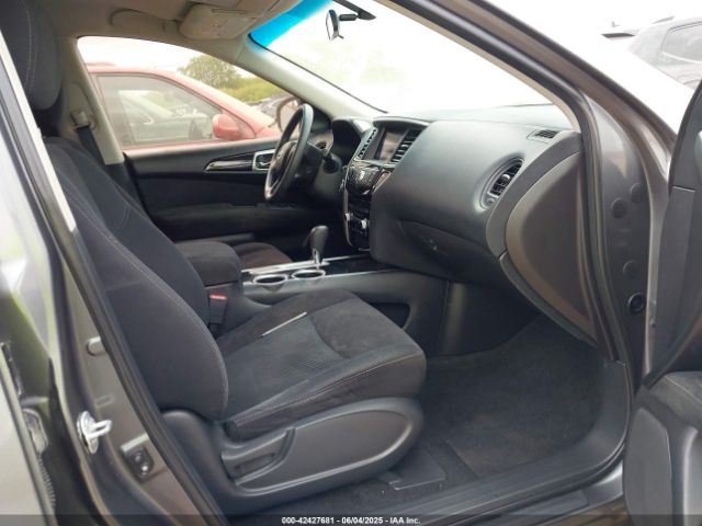 5N1AR2MN8FC695973 Nissan Pathfinder S