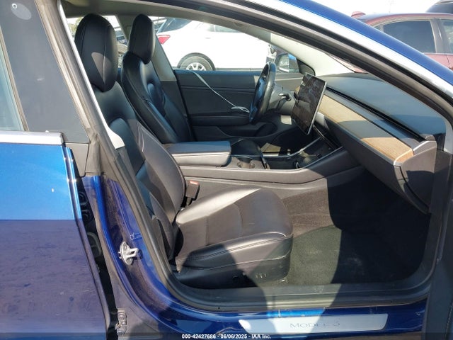 2018 TESLA MODEL 3 5YJ3E1EA0JF058957 Photo 4