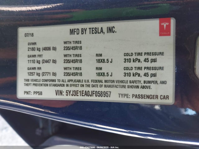2018 TESLA MODEL 3 5YJ3E1EA0JF058957 Photo 8
