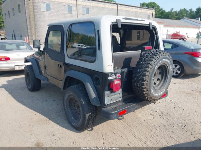 2000 JEEP WRANGLER 1J4FA29P6YP791344 Photo 2
