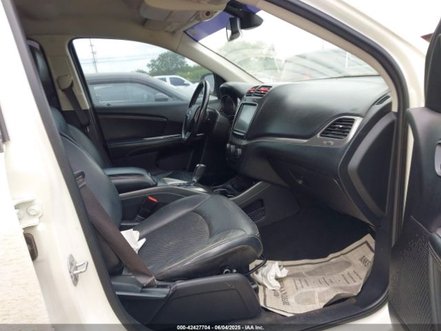 3C4PDCGB9KT798810 Dodge Journey Crossroad