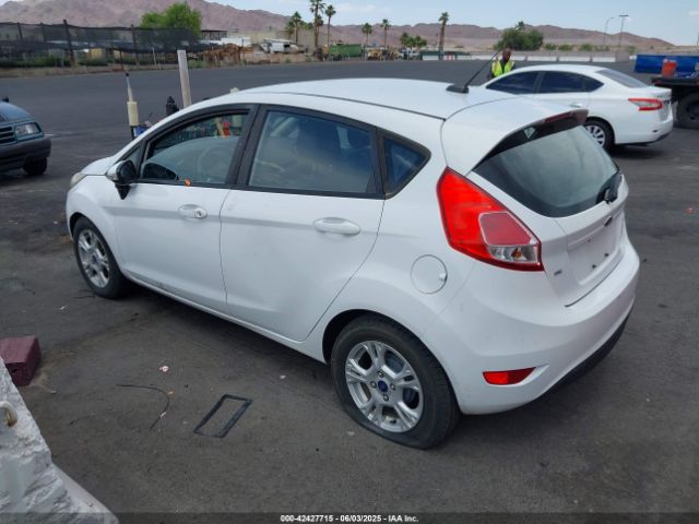 3FADP4EJ8FM141965 Ford FIESTA SE