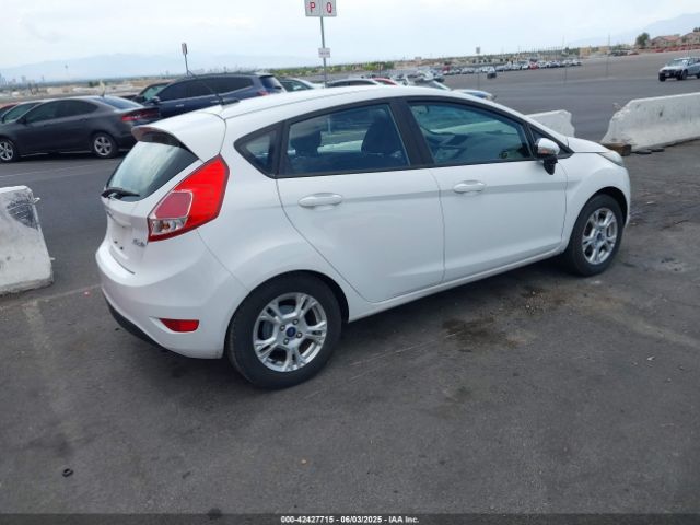 3FADP4EJ8FM141965 Ford FIESTA SE