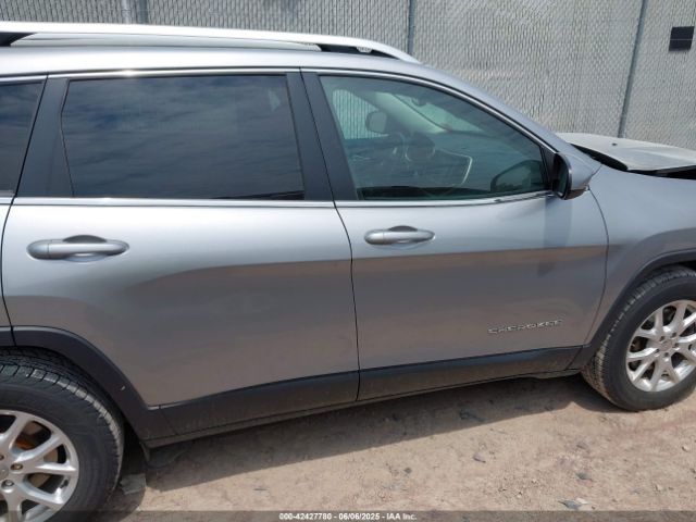 1C4PJMCS6GW357965 Jeep Cherokee Latitude