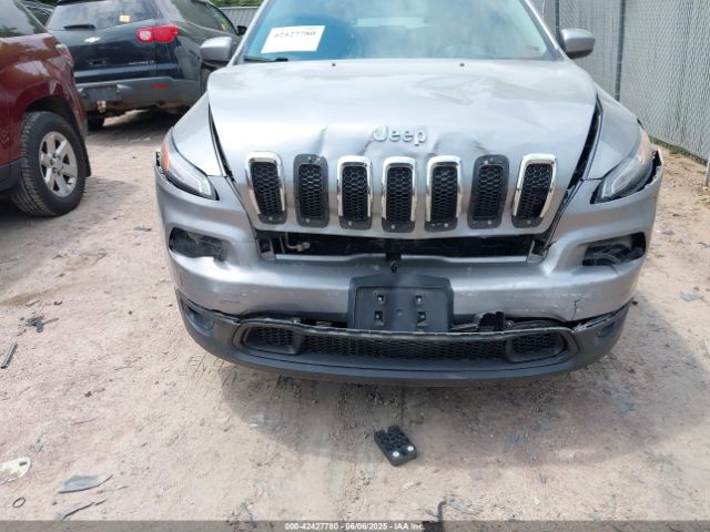 1C4PJMCS6GW357965 Jeep Cherokee Latitude