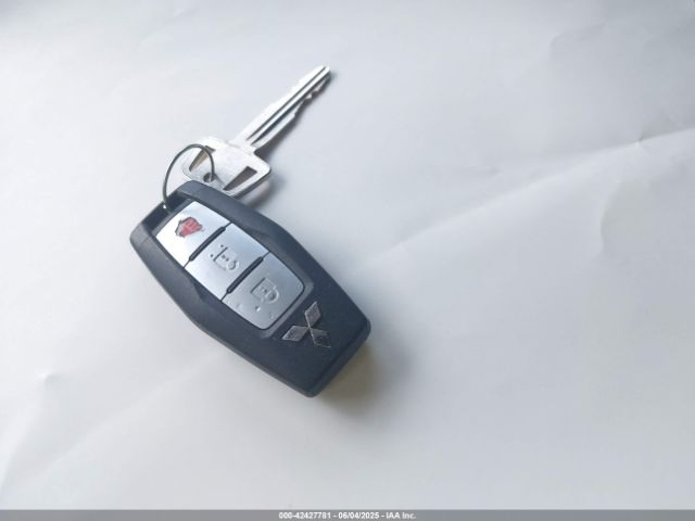 JA4J3TA87NZ019563 Mitsubishi Outlander