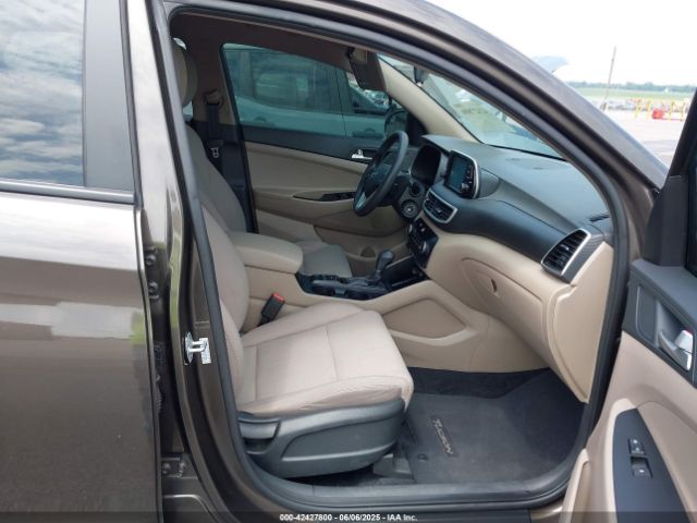 2019 HYUNDAI TUCSON KM8J2CA40KU077329 Photo 4
