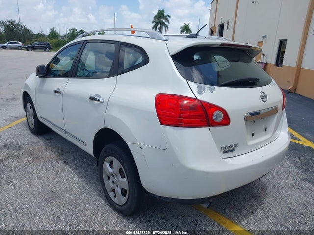 JN8AS5MT1FW153805 Nissan Rogue Select S