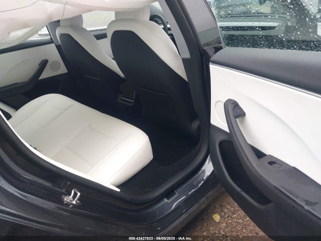 2025 TESLA MODEL 3 5YJ3E1EA7SF000605 Photo 7