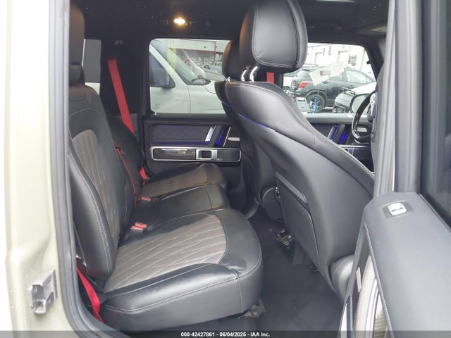 W1NYC7HJ8MX387547 Mercedes-Benz m177