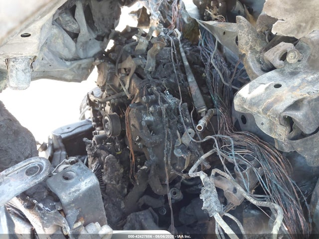 1N6AD0CW9KN722630 Nissan 2019