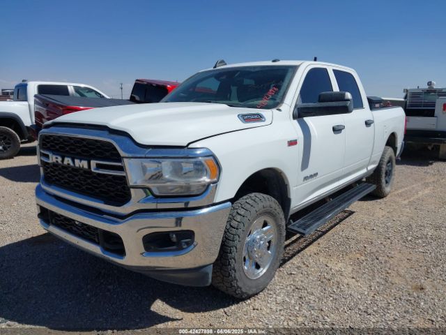 3C6UR5CJ6NG321995 RAM 2500 Tradesman  4x4 6'4 Box