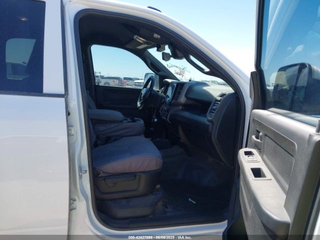 3C6UR5CJ6NG321995 RAM 2500 Tradesman  4x4 6'4 Box