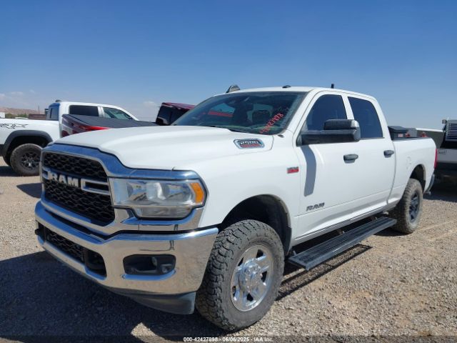 3C6UR5CJ6NG321995 RAM 2500 Tradesman  4x4 6'4 Box