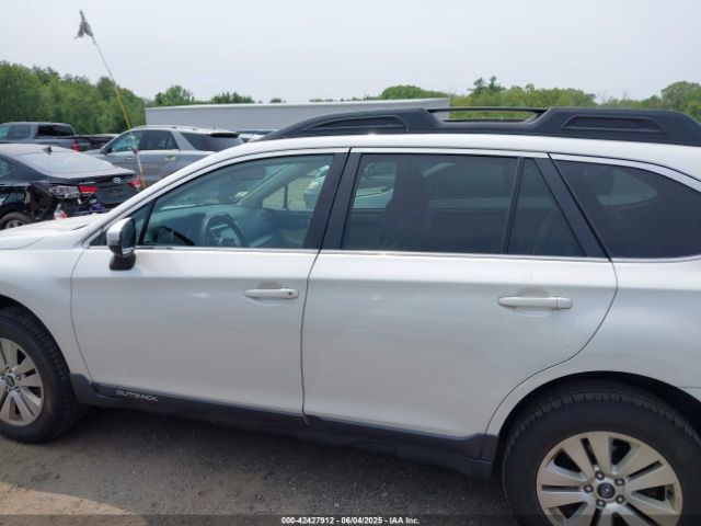 4S4BSAFC7J3297015 Subaru Outback 2.5i Premium