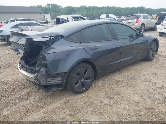 2022 TESLA MODEL 3 5YJ3E1EB9NF172518 Photo 3