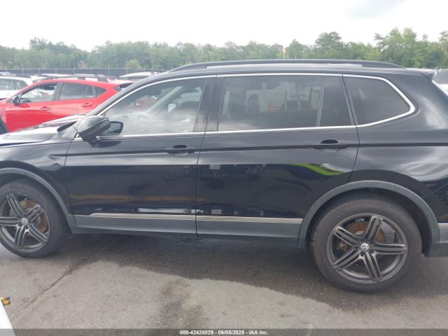 3VV3B7AX7JM076018 Volkswagen Tiguan 2.0t Se/2.0t Sel