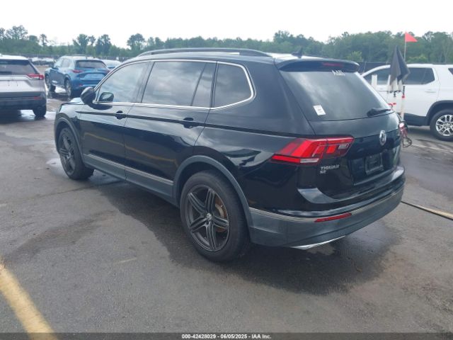 3VV3B7AX7JM076018 Volkswagen Tiguan 2.0t Se/2.0t Sel