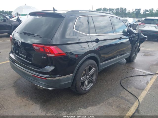 3VV3B7AX7JM076018 Volkswagen Tiguan 2.0t Se/2.0t Sel