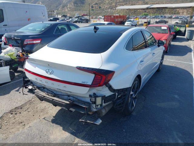 5NPEJ4J26MH132313 Hyundai Sonata Sel Plus