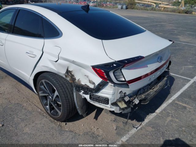 5NPEJ4J26MH132313 Hyundai Sonata Sel Plus