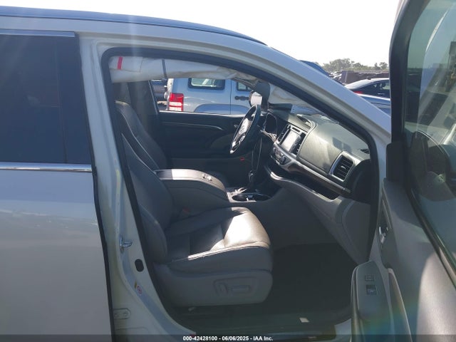 5TDYKRFH7GS175688 Toyota 2gr-fe
