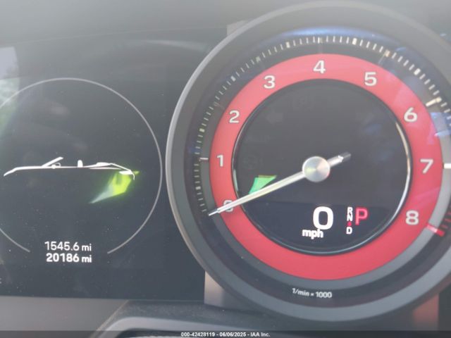WP0CB2A90LS263324 Porsche 911