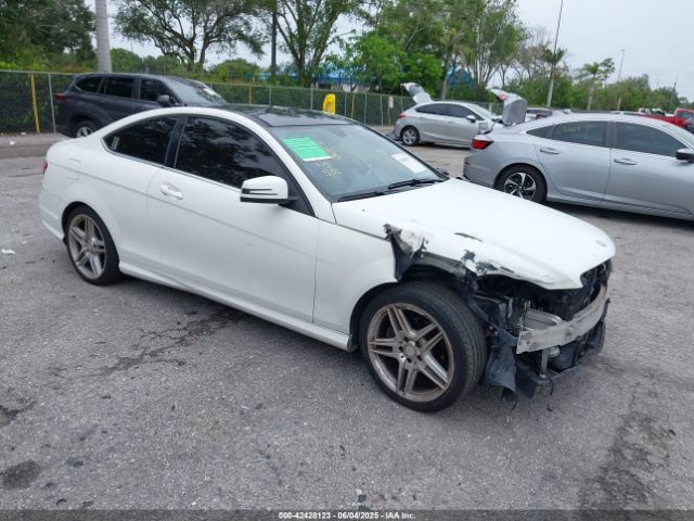 2015 MERCEDES-BENZ C 250 WDDGJ4HB8FG391252