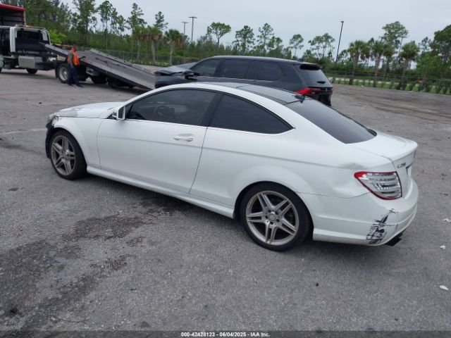 2015 MERCEDES-BENZ C 250 WDDGJ4HB8FG391252 Photo 2
