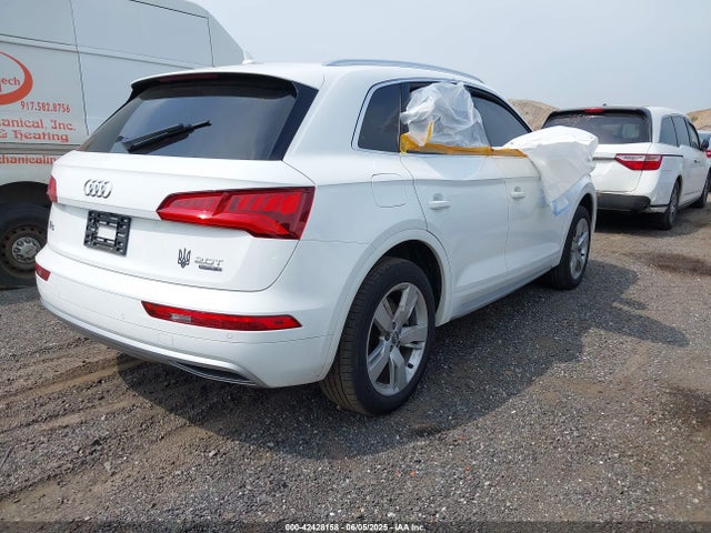 2018 AUDI Q5 WA1BNAFY0J2249430 Photo 3