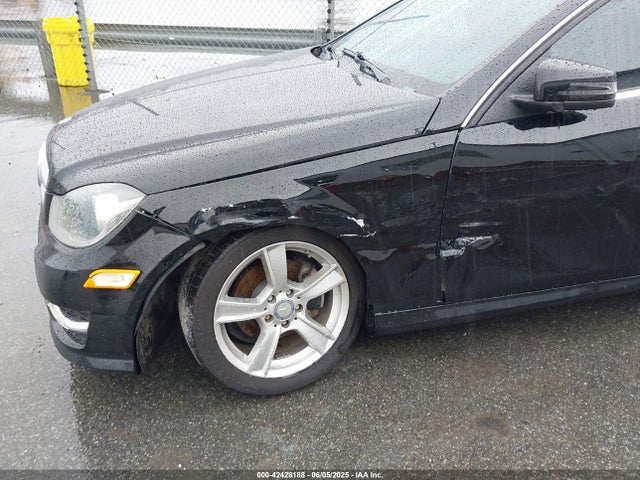 Aukcja sprzedaży 2013 Mercedes-benz C 250, vin: WDDGJ4HB0DF992139, numer aukcji: 42428188