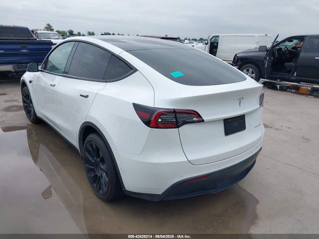 2021 TESLA MODEL Y 5YJYGDEE2MF299721 Photo 2