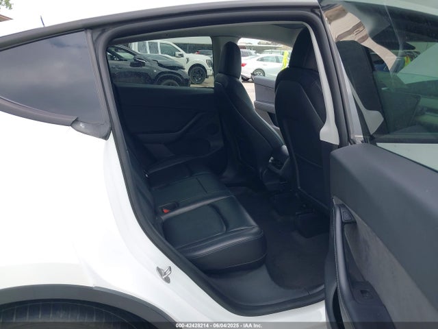 2021 TESLA MODEL Y 5YJYGDEE2MF299721 Photo 7