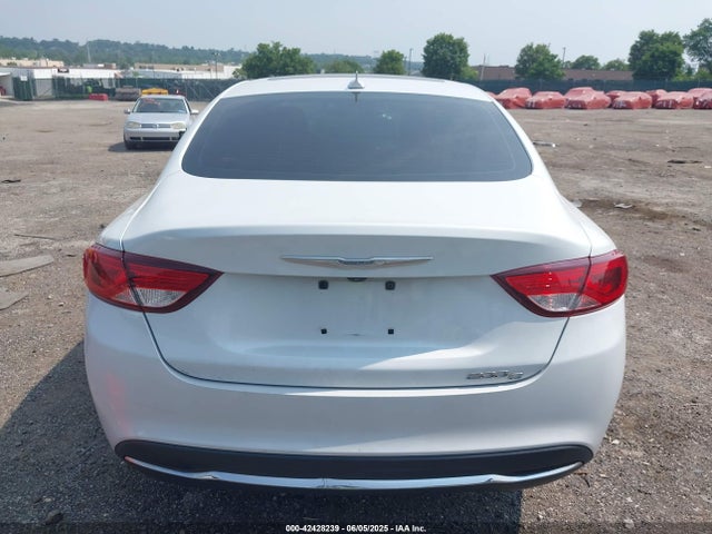 Chrysler 2015 2015 1C3CCCCB1FN597615 Image 15