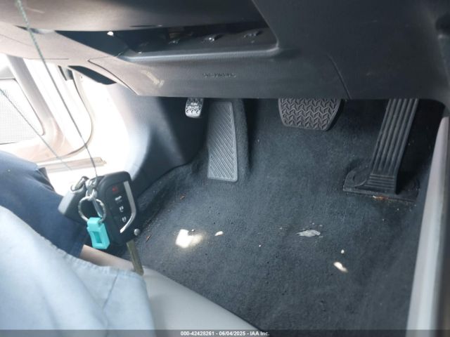 2022 TOYOTA CAMRY 4T1G11AK4NU712461 Photo 10
